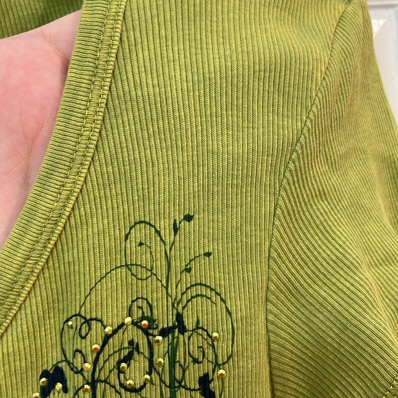 •APT. 9• embellished green henley-style tee // butterfly // sparkle studs - Picture 8 of 13